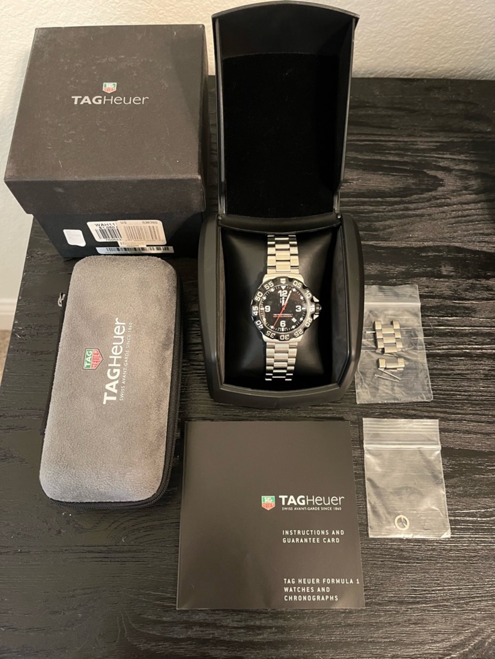 TAG HEUER FORMULA 1 BLACK DIAL